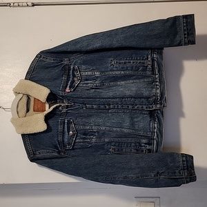 Levis Sherpa Trucker Denim Jacket
